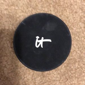 It Cosmetics Setting Powder